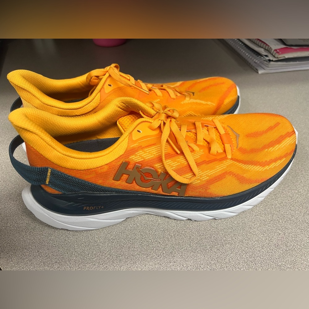 COPY - Hoka Mach Supersonic women’s 11 wide